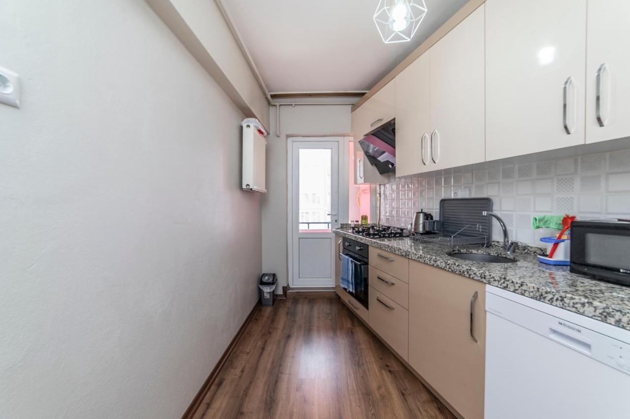 Centrally Located 2 Bedroom Apt With Netflix Бурса Екстер'єр фото